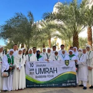 10 Besar Travel Umroh Terbaik di Indonesia 2025 Daftar Rating Tertinggi